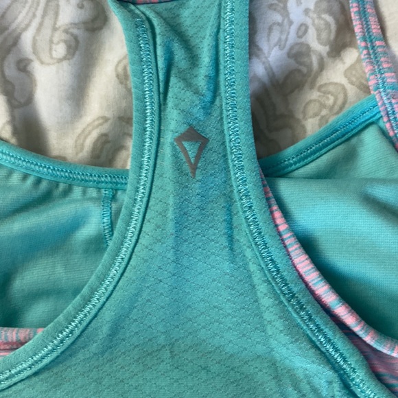 ivivva tank top! comes with a bra inside - Picture 3 of 4